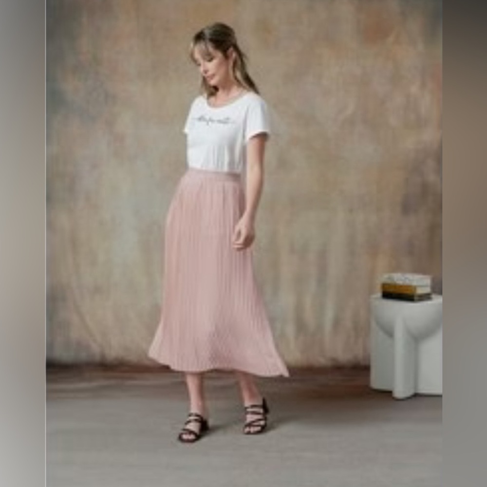 COBBLESTONE LIVING BEATRICE MIDI‎ ROSE PLEATED SKIRT. SIZE S/M